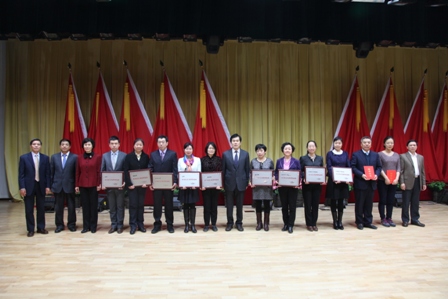 表彰先进